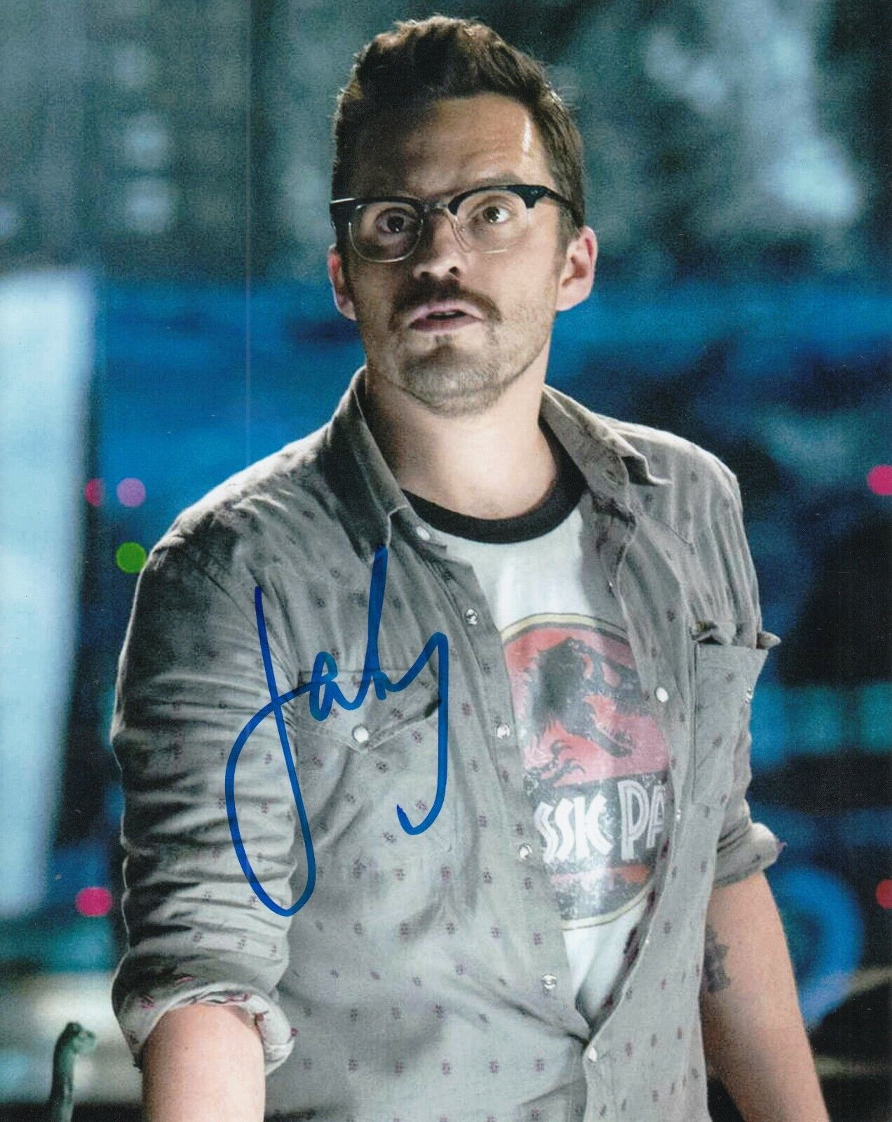 JAKE JOHNSON signed (JURASSIC WORLD) Movie 8X10 *Lowery* Photo Poster painting W/COA