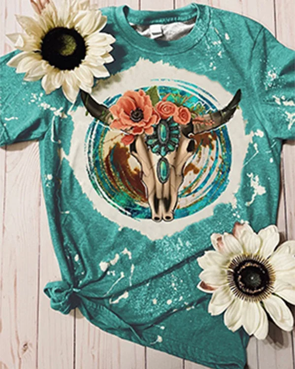 Western Bull Skull With Turquoise Flower Print Short Sleeve T-shirt