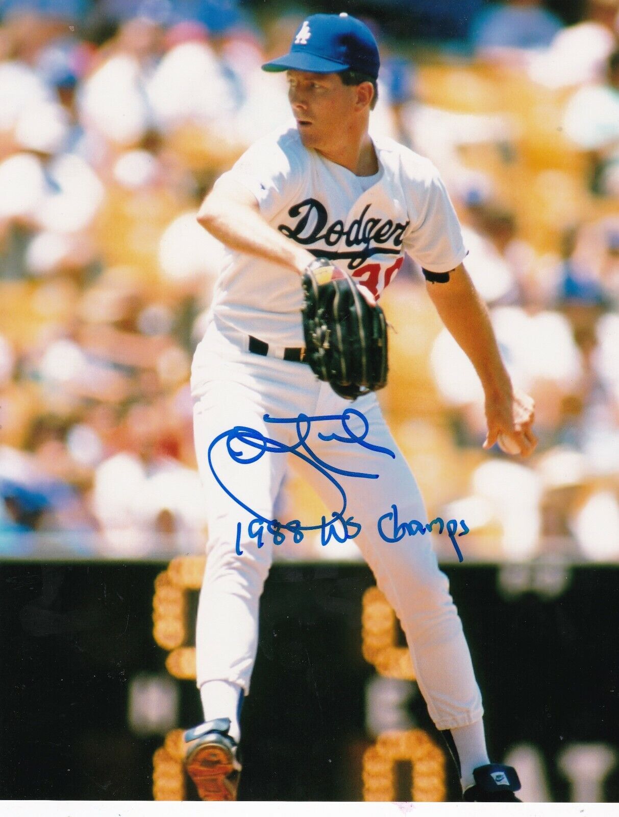 JOHN TUDOR LOS ANGELES DODGERS 1988 WS CHAMPS ACTION SIGNED 8x10