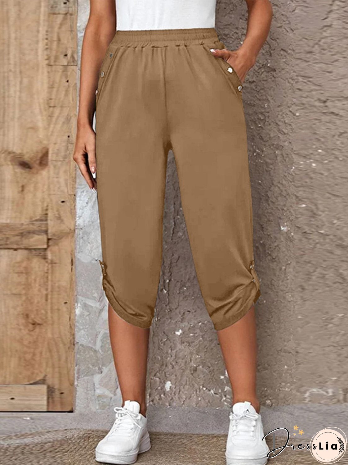Full Size Roll-Tab Capris Pants