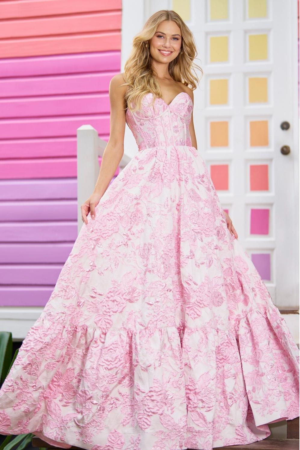 Oknass Strapless Sleeveless Sweetheart Long Prom Dress With Appliques