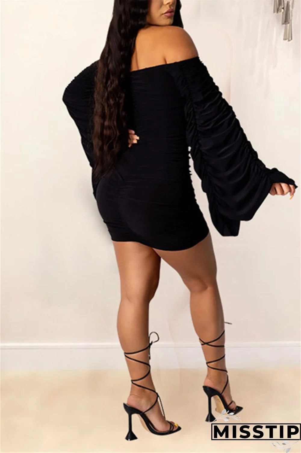 Black Fashion Sexy Flare Sleeve Long Sleeve Bateau Neck Mini Solid Dresses