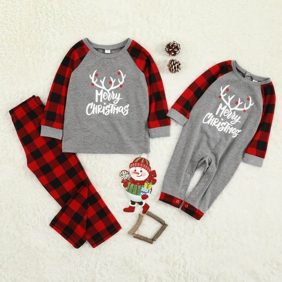 Merry Christmas Antler Letter Print Plaid Design Family Matching Pajamas Sets