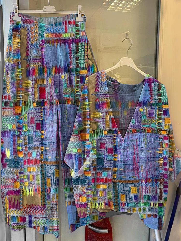 Women's Vintage Ethnic Patchwork Art Print V-Neck Top Wide-Leg Pants Cotton Linen Suit