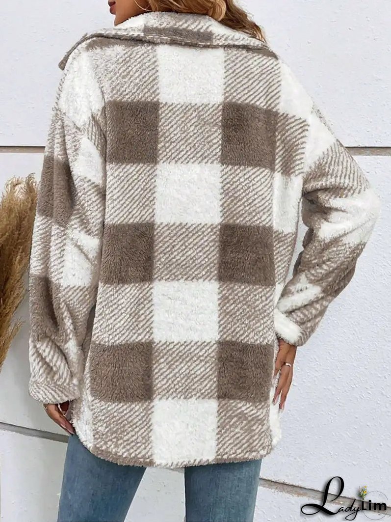Relaxed and Timeless winter Coat