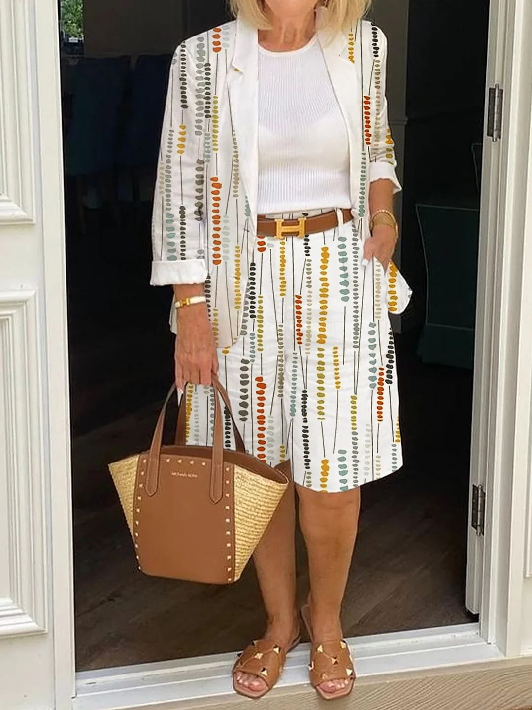 Women leisure outerwear&shorts set
