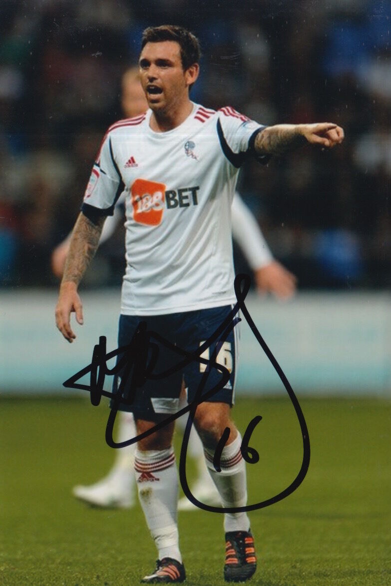 BOLTON WANDERERS HAND SIGNED MARK DAVIES 6X4 Photo Poster painting 1.