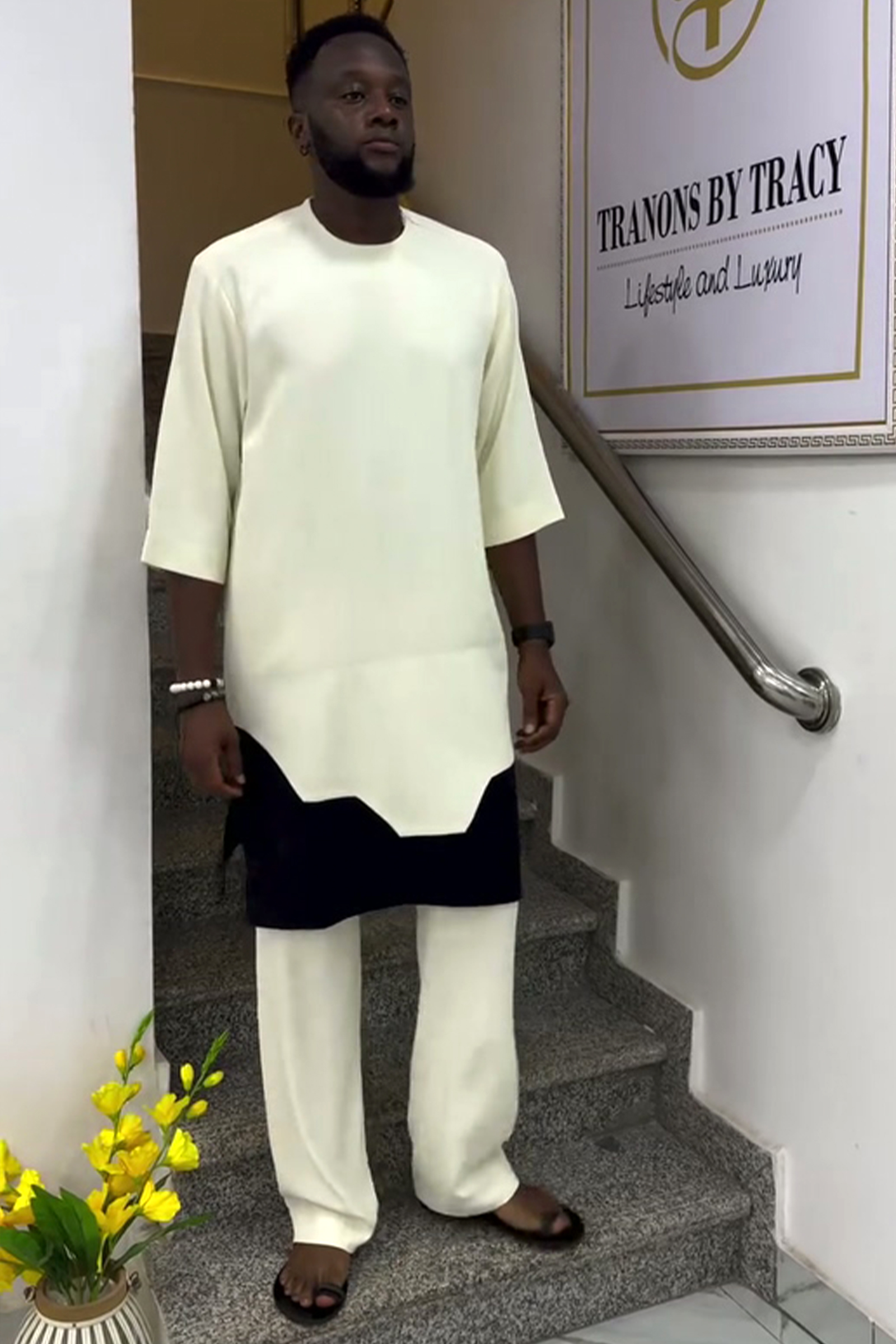 2966973b84c3bb446b8519502f433216