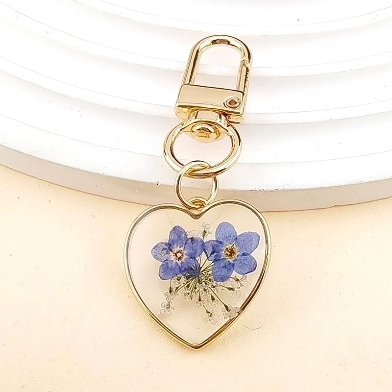 5 Pieces Pastoral Minimalist Heart Shape Flower Alloy Resin Keychain