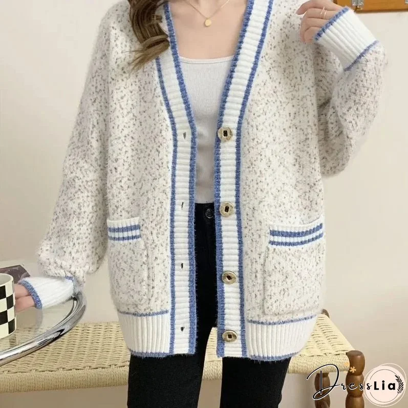 Effortless and Chic winter Cardigan