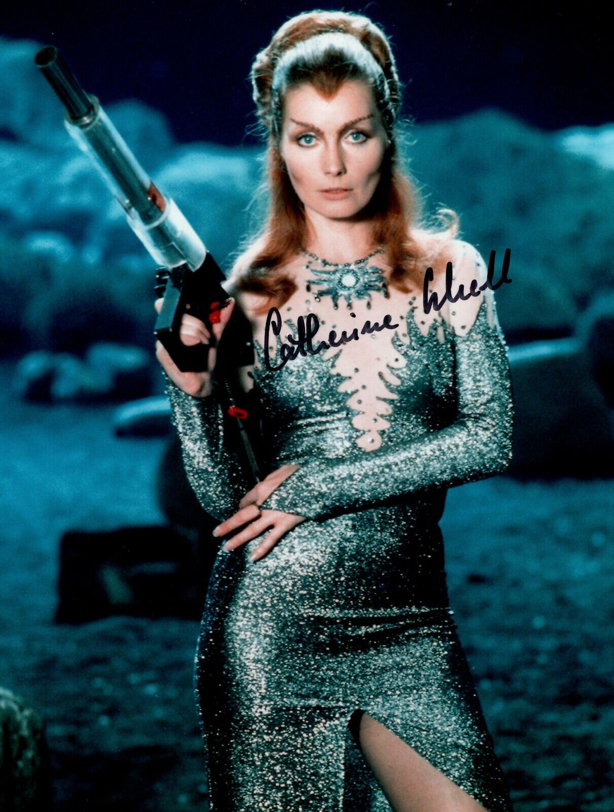 AUTOGRAPHED 8X10 SIGNED BY CATHERINE SCHELL AS MAYA IN SPACE 1999 UACC COA