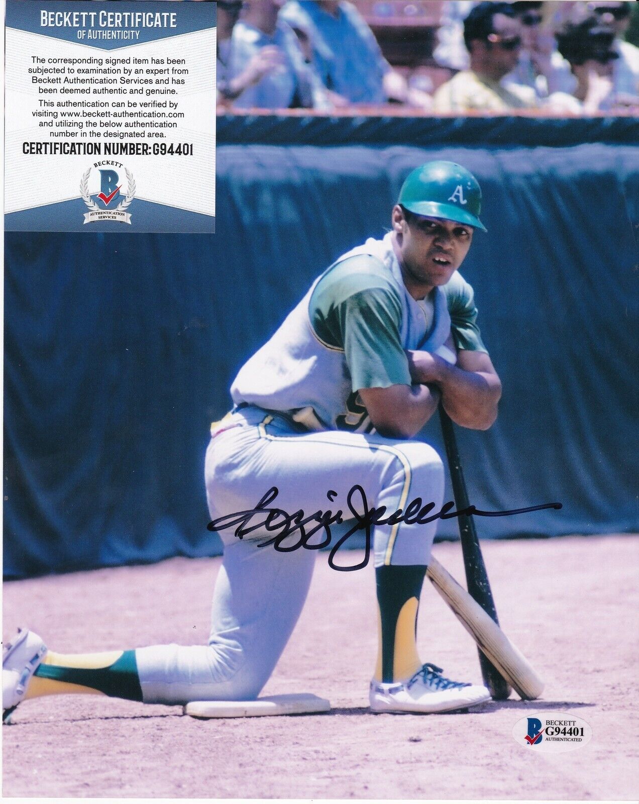 REGGIE JACKSON OAKLAND A'S BECKETT AUTHENTICATED ACTION SIGNED 8x10