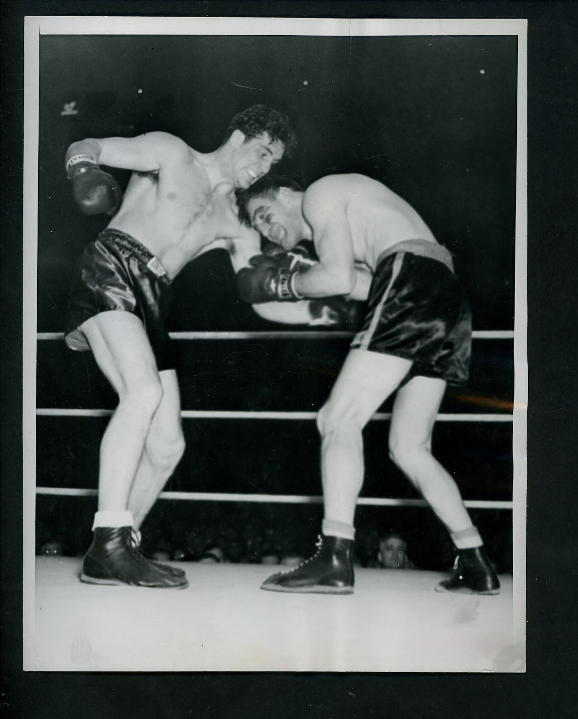 Billy Conn vs. Gunnar Barlund at Chicago Stadium 1941 Press Photo Poster painting Boxing