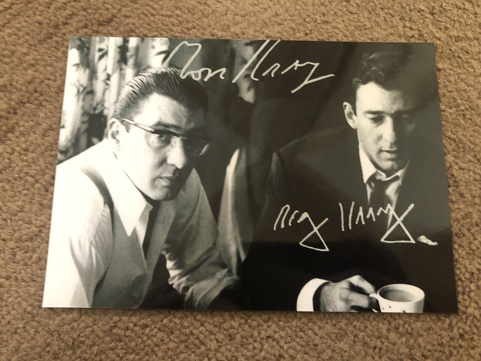 REGGIE & RONNIE KRAY (THE KRAY TWINS) PRESIGNED Photo Poster painting- 7x5”