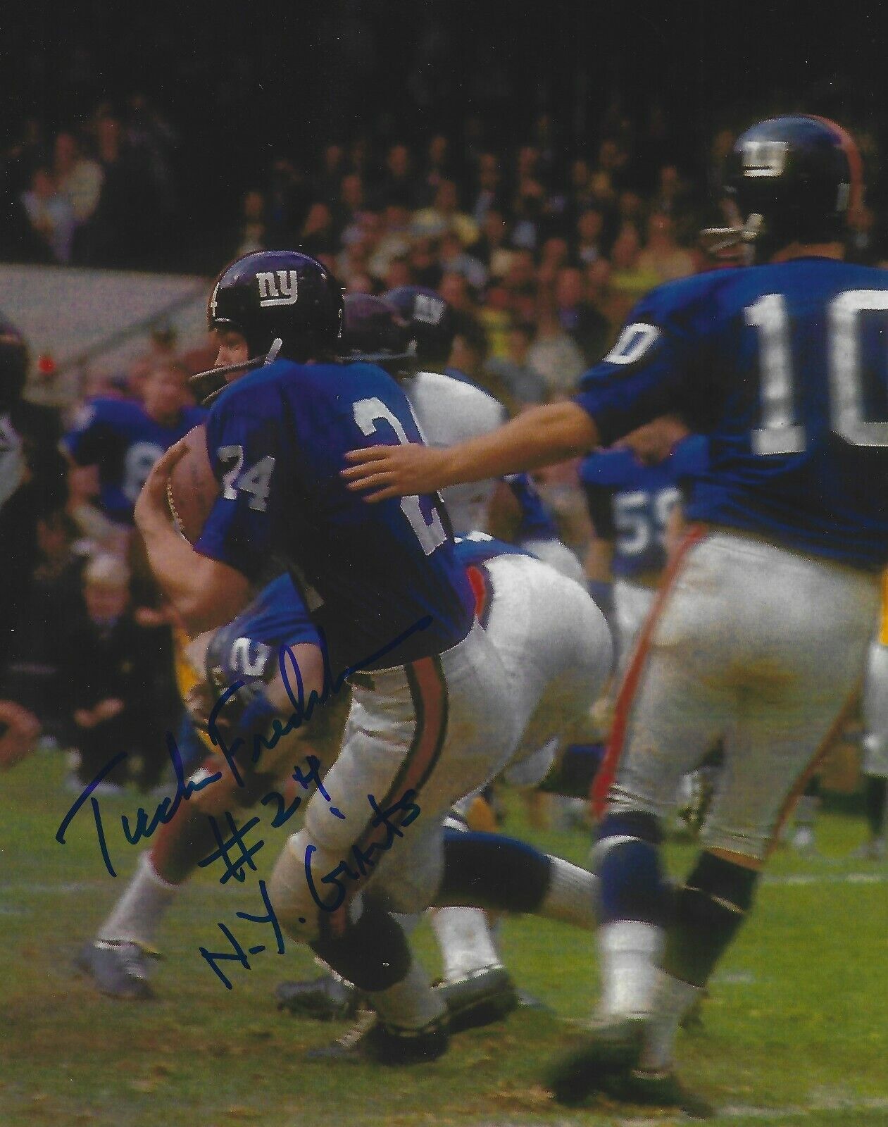 Signed 8x10 TUCKER FREDERICKSON New York Giants Autographed Photo Poster painting - w/COA