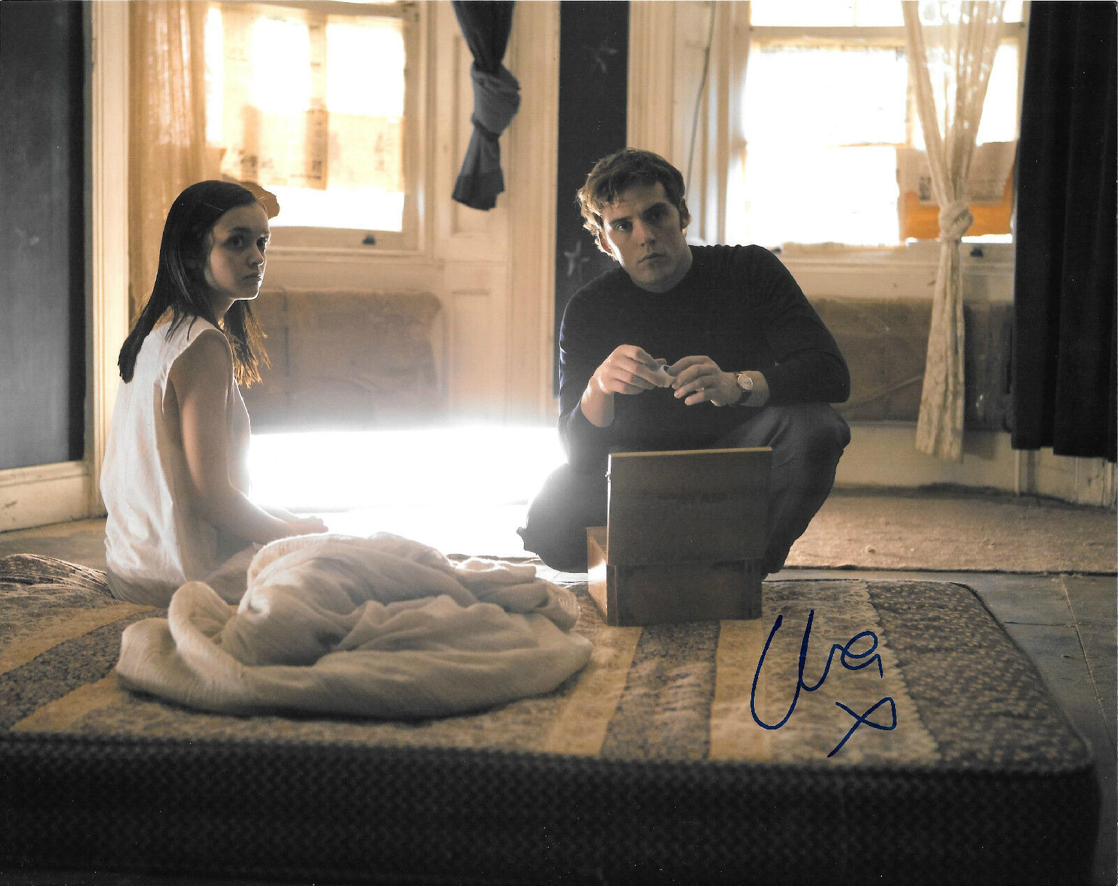 GFA The Quiet Ones * OLIVIA COOKE * Signed 8x10 Photo Poster painting C5 COA