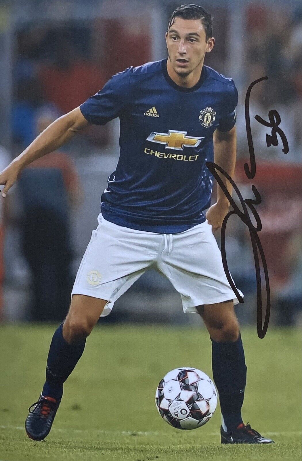 Matteo Darmian Genuine Hand Signed Manchester United 6X4 Photo Poster painting