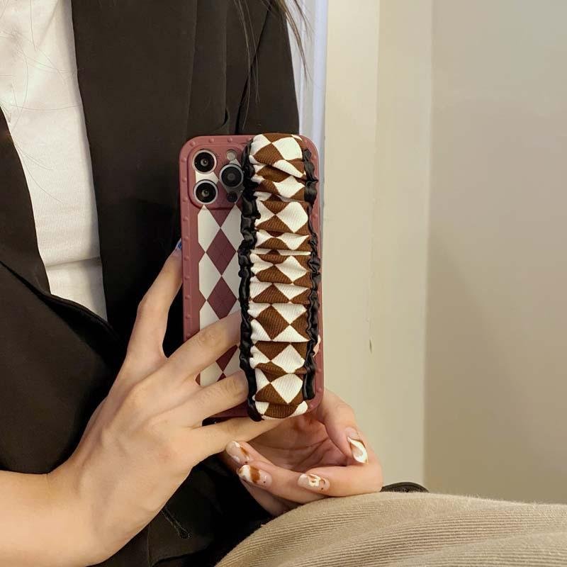 Retro Plaid Wristband Case For iPhone