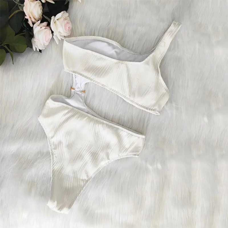 Uveng Uveng New Solid Color One-Shoulder One-Piece Swimsuit Sexy Ladies Bikini