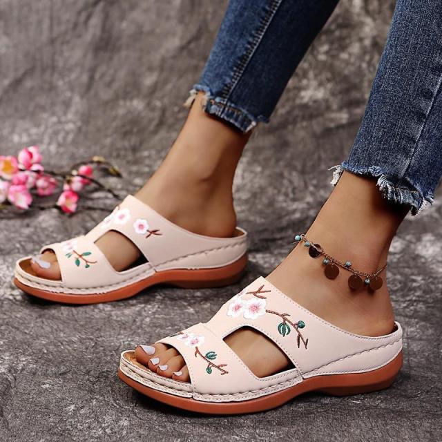 Flower Embroidered Vintage Casual Wedges Sandals.