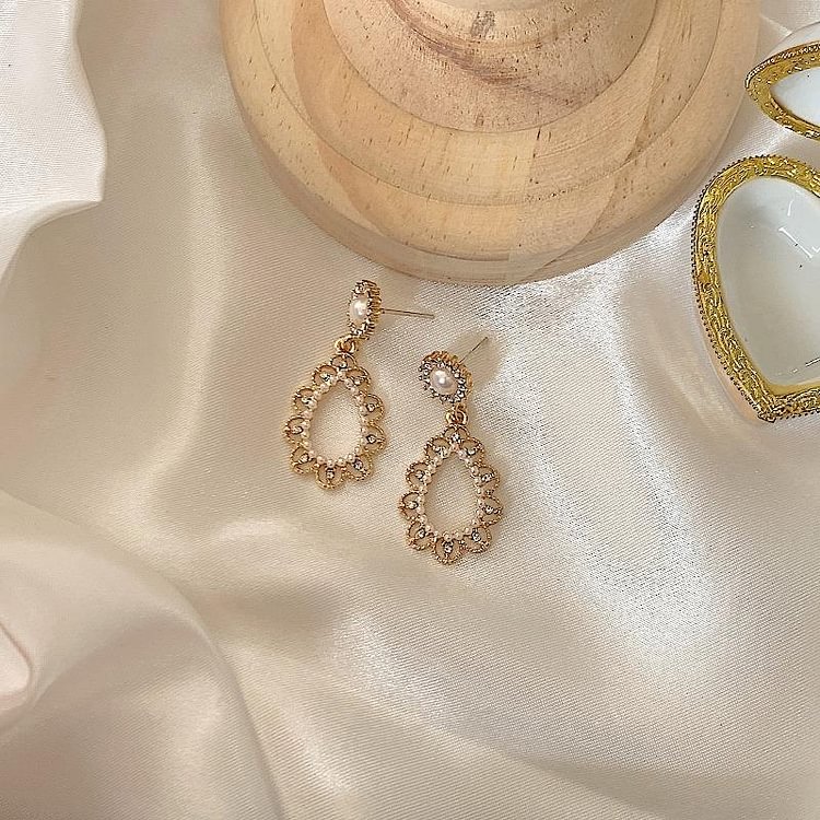 Jolieaprile Elegant Vintage Diamonds Earrings