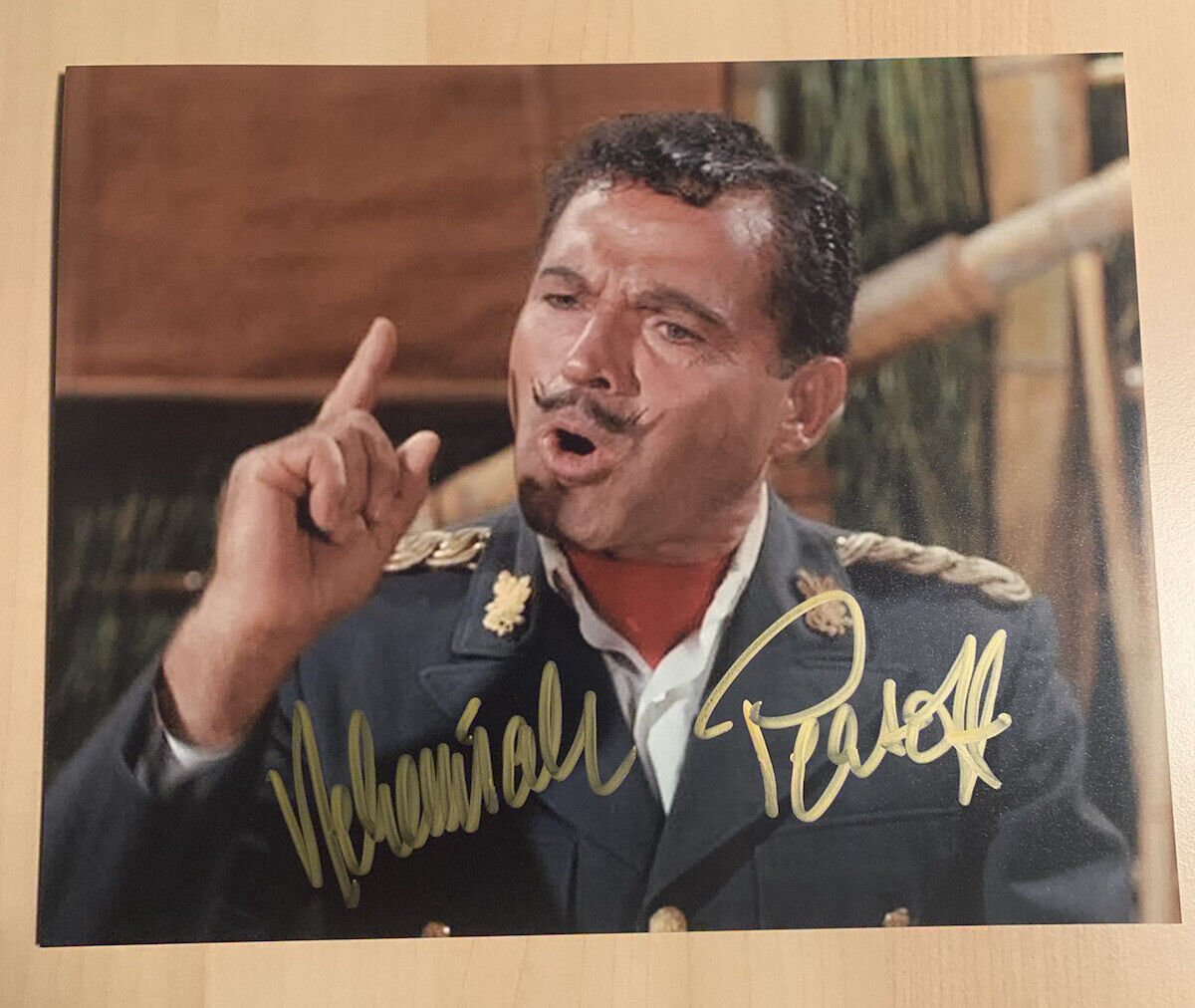 NEHEMIAH PERSOFF SIGNED 8x10 Photo Poster painting ACTOR AUTOGRAPHED GILLIGANS ISLAND COA