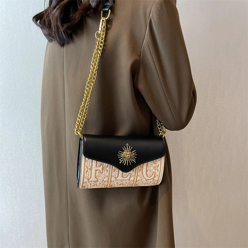 Niche Design Embroidered Chain Bag Women’s Shoulder Crossbody Bag New Fashion Western Style Textious Small Square Bag