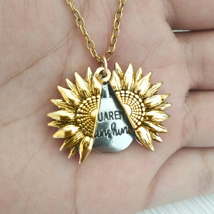 Men and Women's Sunflower Double-layer Lettered Neck Chain Total Flower Short Clavicle Chain Youare My Sunshine
