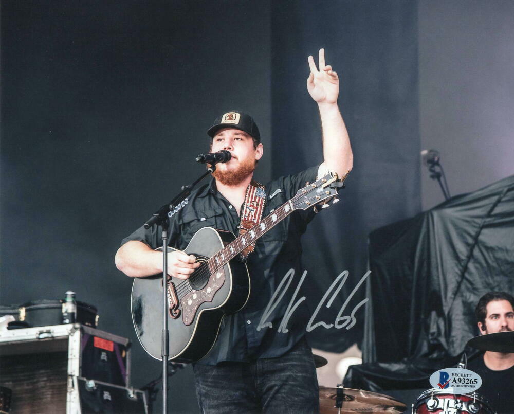 LUKE COMBS SIGNED AUTOGRAPH 8X10 Photo Poster painting - COUNTRY MUSIC THE ONE'S FOR YOU BECKETT