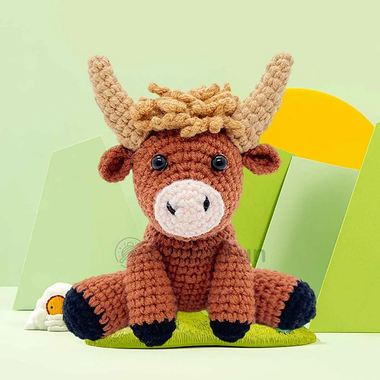 YarnSet - New Crochet Kit For Beginners -Little Highland Cow