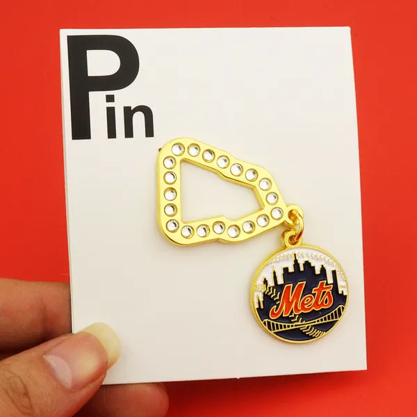 Foto del pin Baseball Hat Decoration 23
