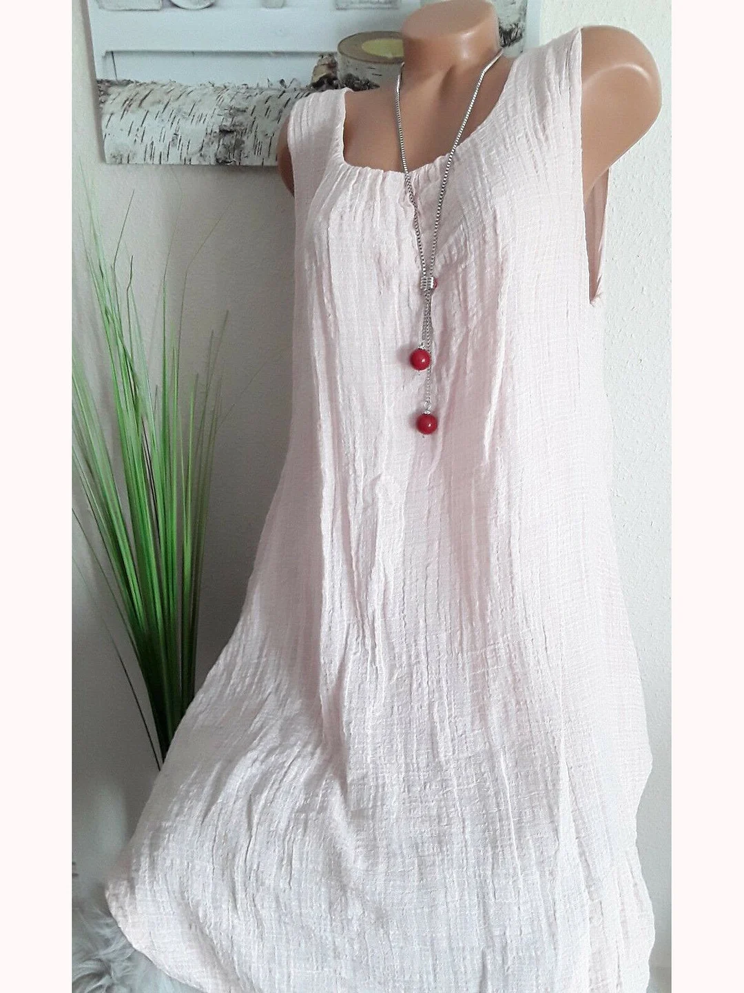 Women's Sleeveless Scoop Neck Solid Color Midi Dress