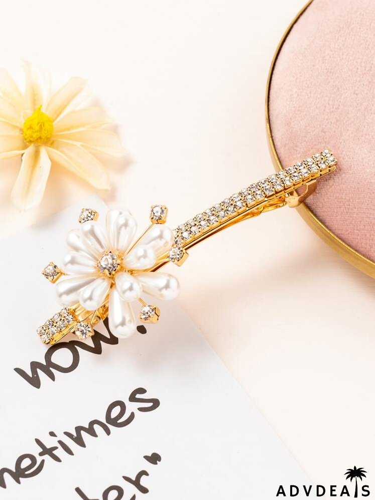 Faux Pearl Flower Decor Hair Clip