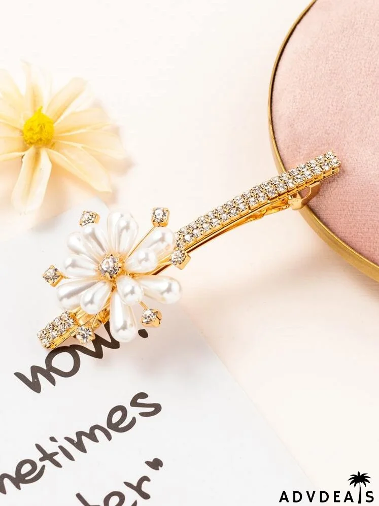 Faux Pearl Flower Decor Hair Clip