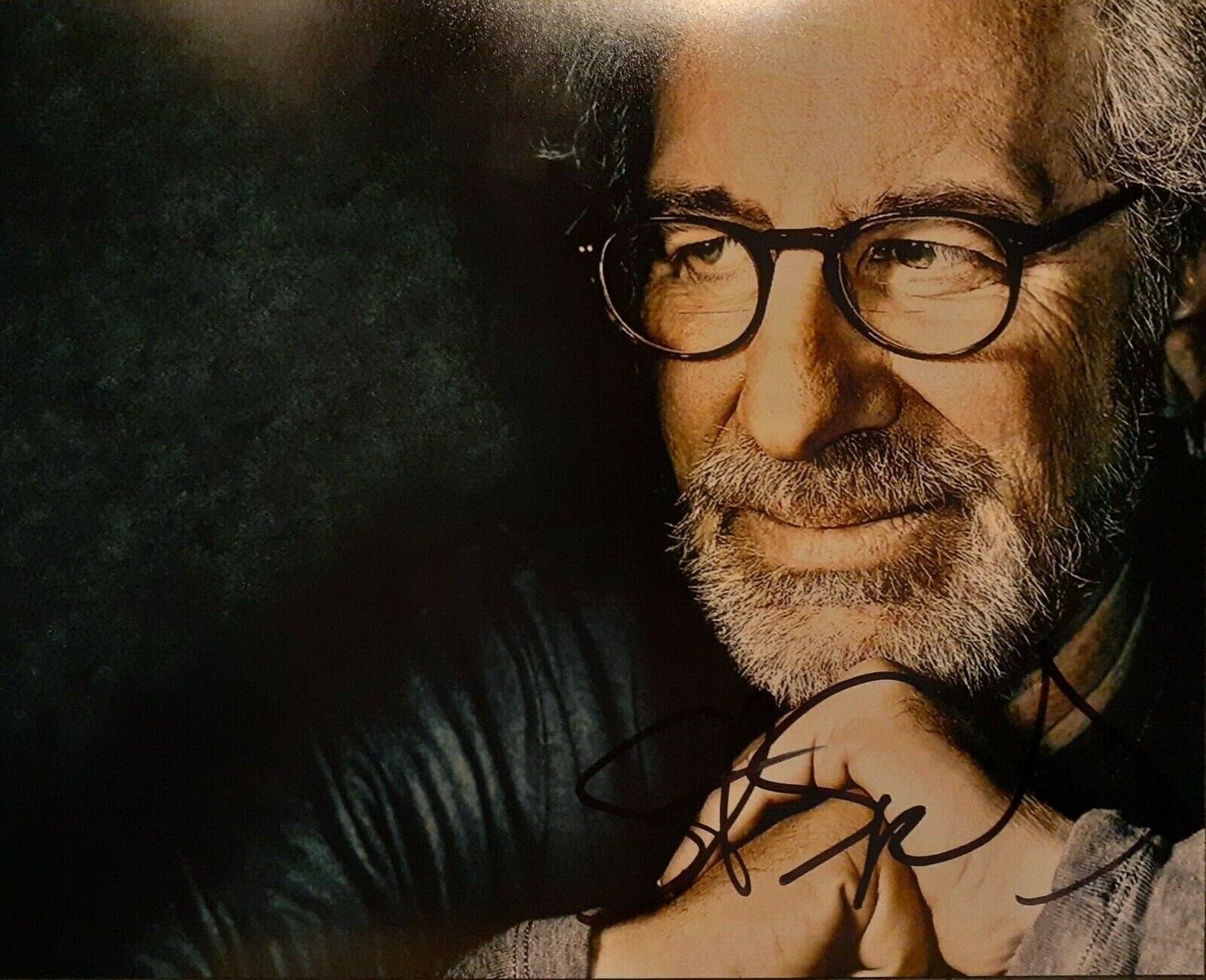 Steven Spielberg signed 8x10