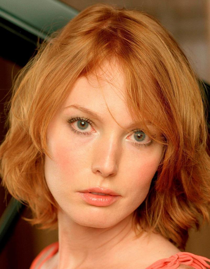 Alicia Witt 8x10 Picture Simply Stunning Photo Poster painting Gorgeous Celebrity #5