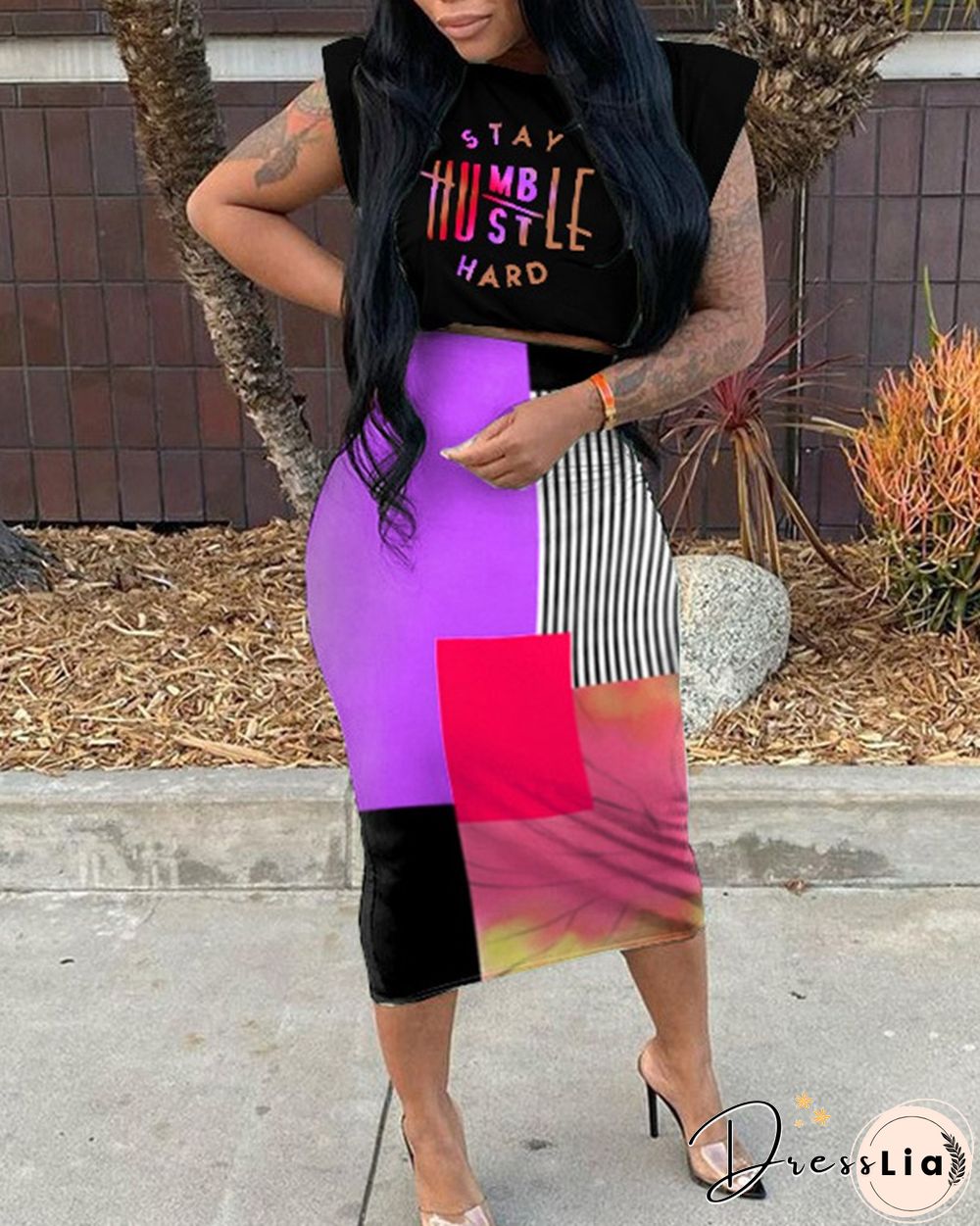 Letter Print Crop Top & Colorblock Skirt Set