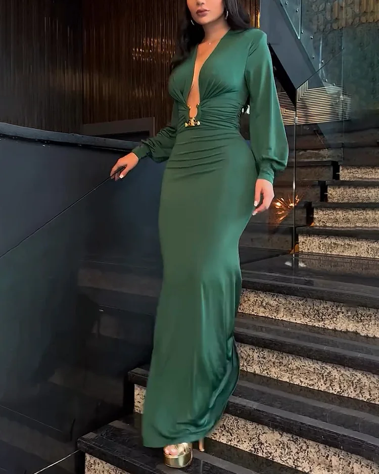 Women's solid color long sleeve dress