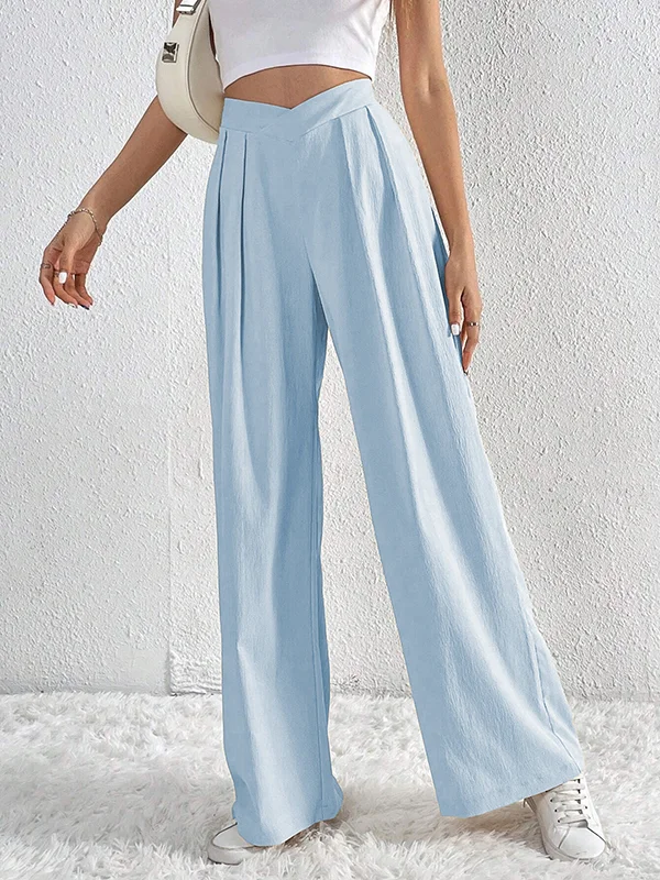 Wide Leg Pleated Solid Color Trousers with a Relaxed Fit