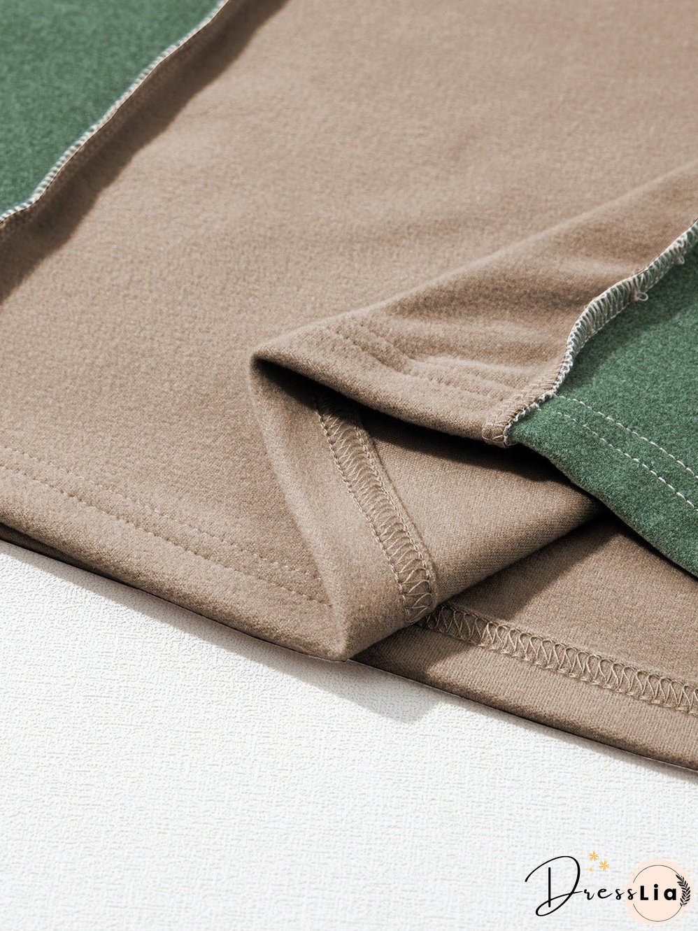 Light Beige French Seam Detail Colorblock Knit Top with Long Sleeves