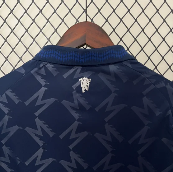 24/25 Football Shirt Manchester United Away Thai Quality