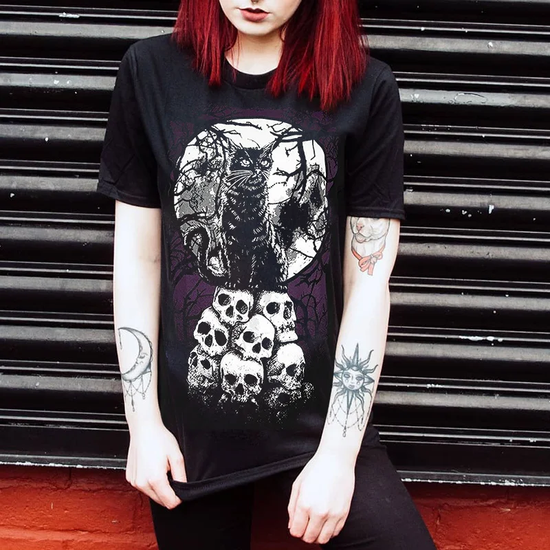 Cat Standing On Skull Printed Women's T-shirt -  