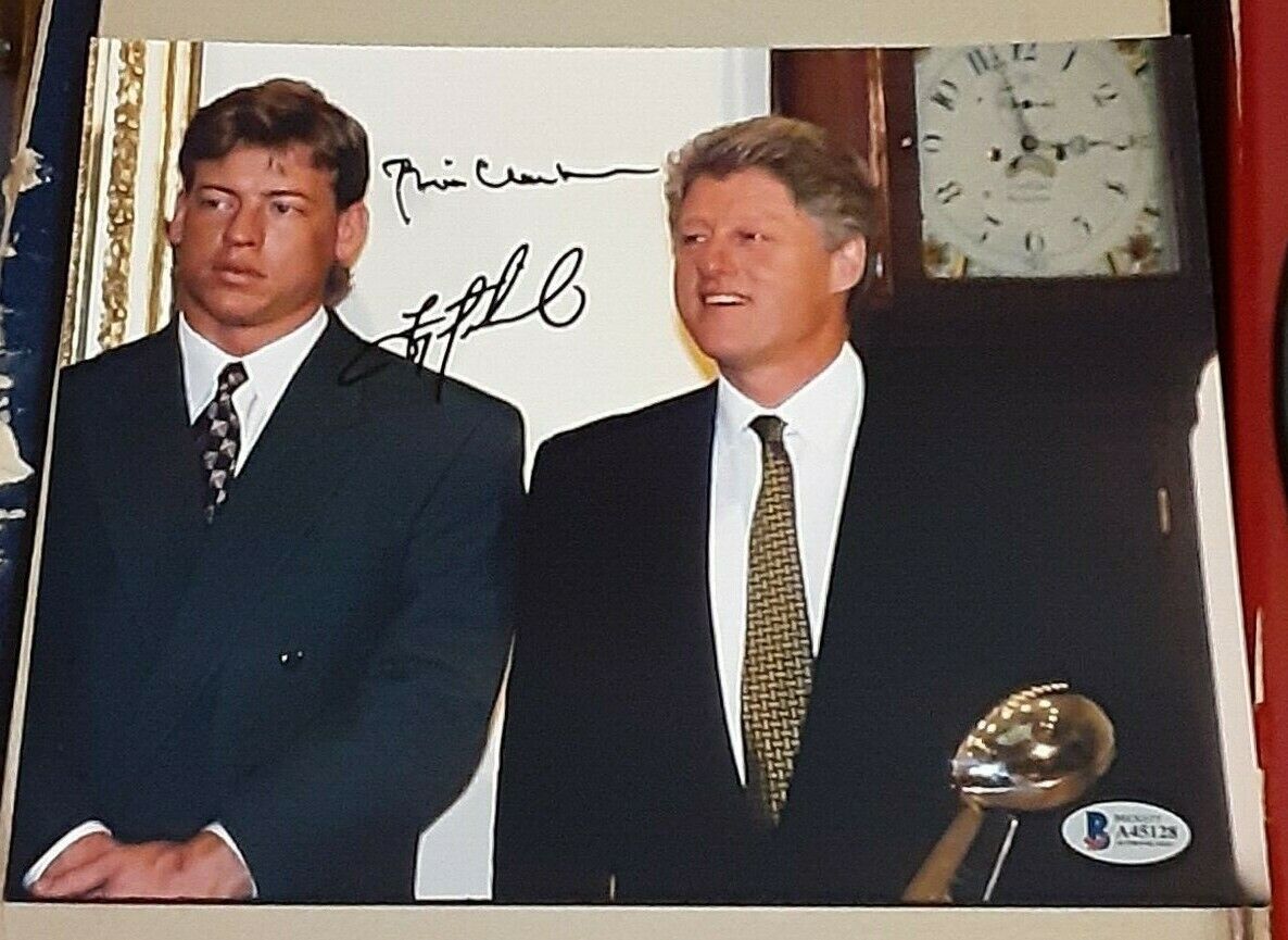 BILL CLINTON PRESIDENT TROY AIKMAN DALLAS COWBOYS SIGNED 8X10 Photo Poster painting BAS #45128