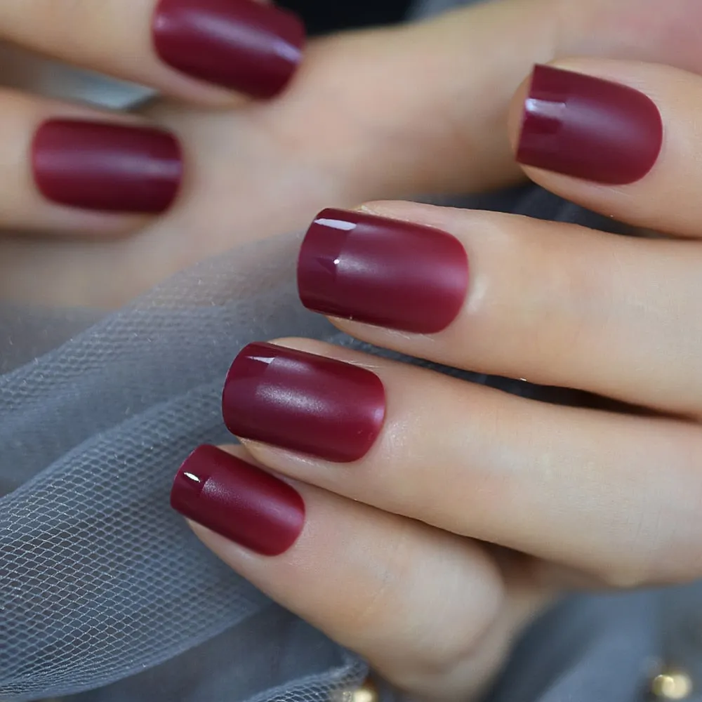 Beige Gradient French Manicure Tips Gorgeous and Classy Natural Fake Nails Faded Nails Designed-Nail Inspo
