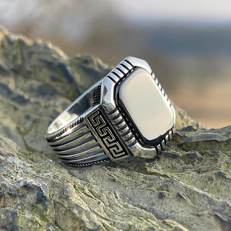 Men&rsquo;s Silver Signet Ring