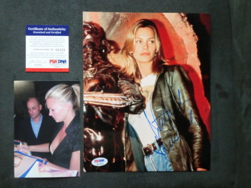 Natasha Henstridge signed 8x10 Photo Poster painting PSA/DNA Cert &  PROOF Photo Poster painting!!