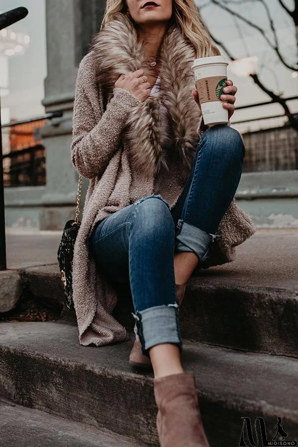 MidiSono - Classic and Elegant Sweater