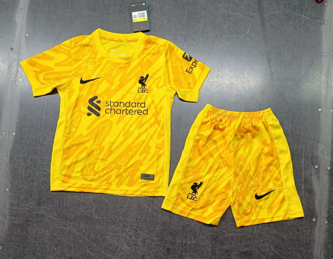 24/25 Liverpool Goalkeeper Yellow Kids Kit Football Jersey Thai Quality