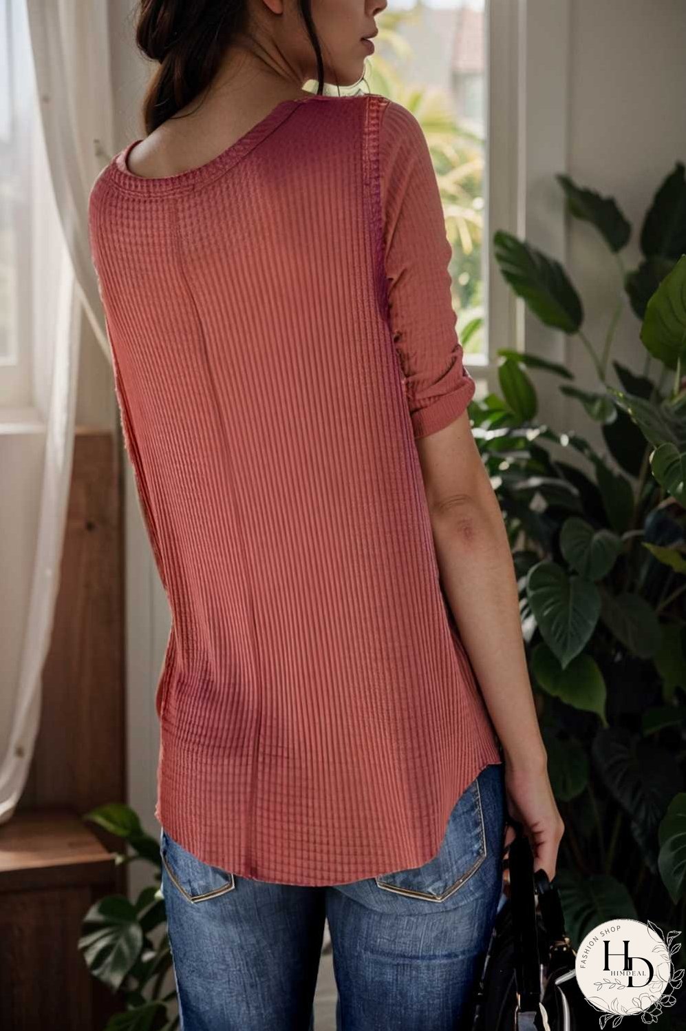 solid round neck sleeveless top vest