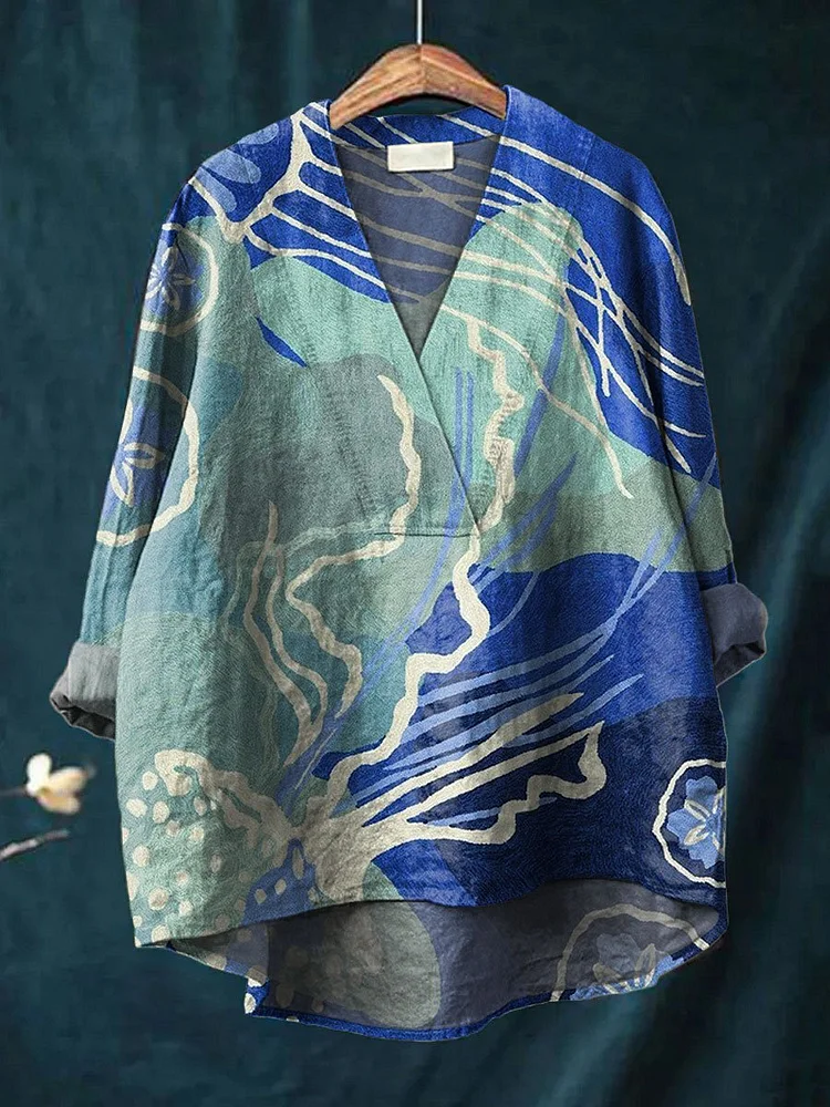 Women's Vintage Hand Drawn Deep Blue Ocean and Jellyfish Art Print Casual Cotton And Linen V-neck Shirt